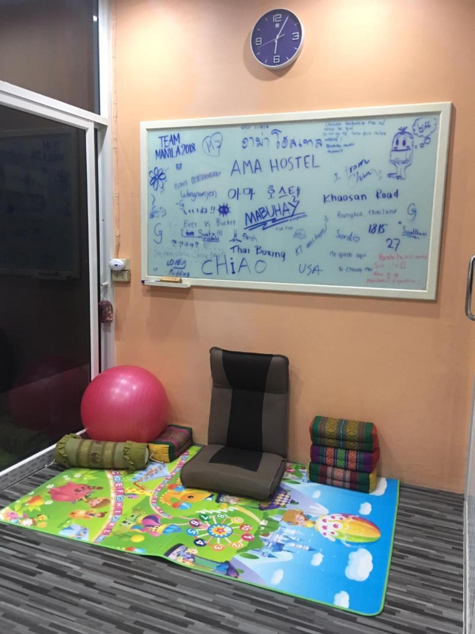 Ama Hostel Bangkok Exterior photo